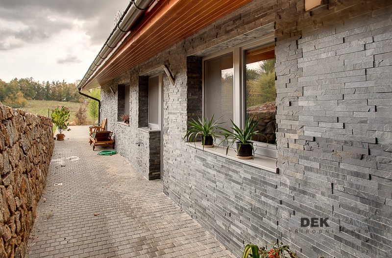 N 3003 – Black Slate - exterier